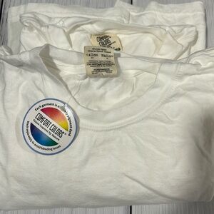 Men white 2 pack comfort color t shirt. Short sleeve